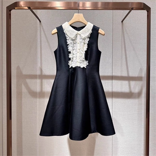 2025年春季新款翻领蕾丝拼接收腰小黑裙显瘦设计感连衣裙R100201D