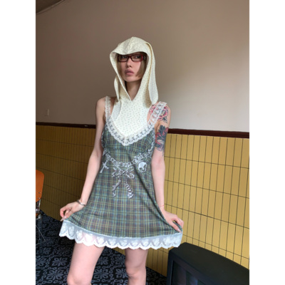 吓死香蕉金属感印花蕾丝连衣裙