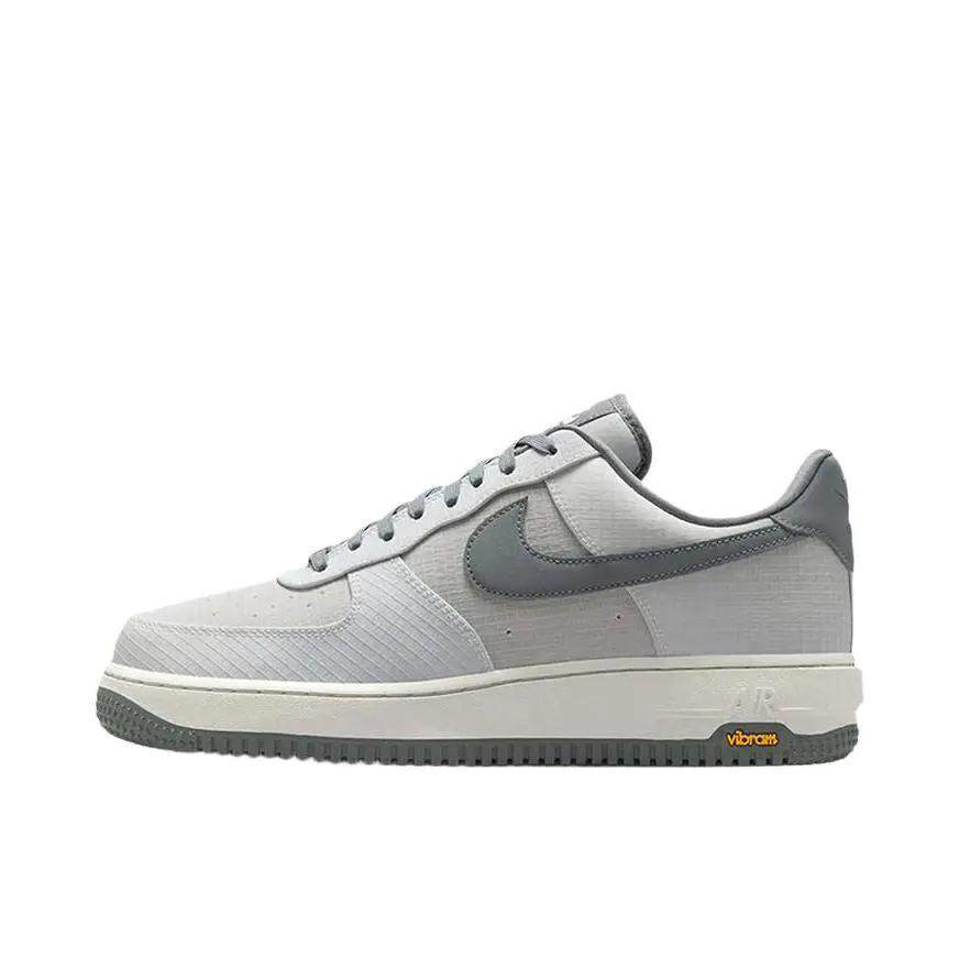 Nike/耐克 AIR FORCE 1 '07 LOW LX VIBRAM男子板鞋IH1943-100 - 实物图