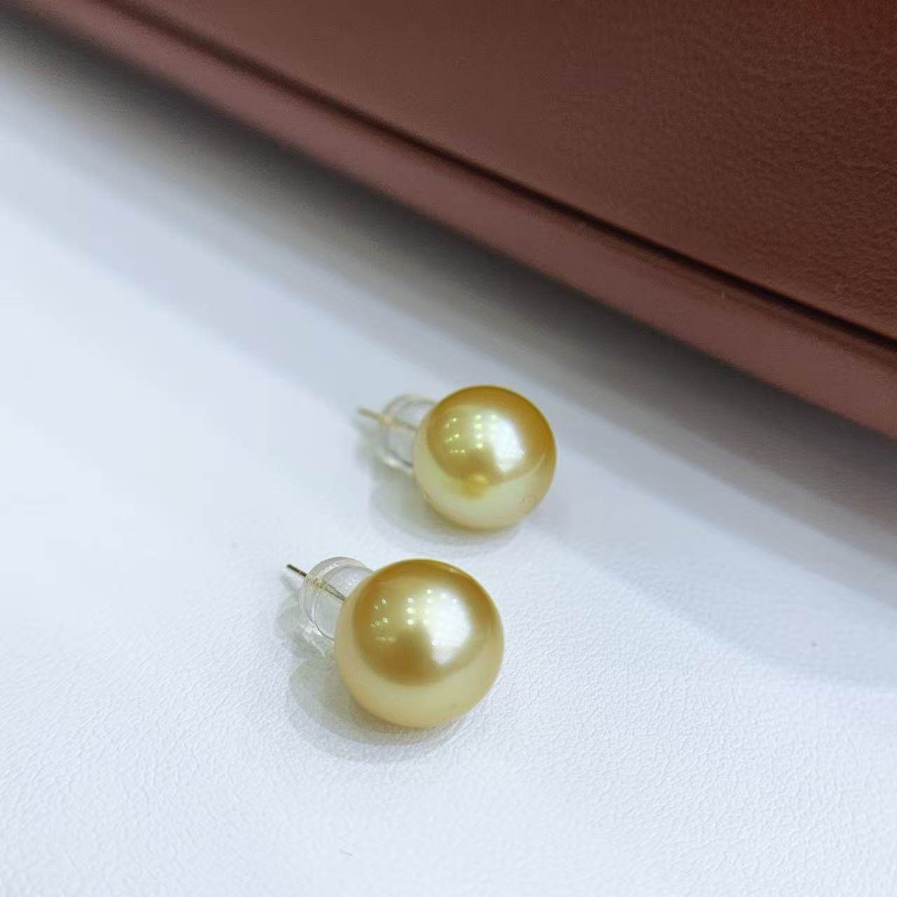 【六月粉丝专享】G18k金耳钉浓金色海水珍珠10-11mm,珠宝/钻石/翡翠,其他,淘宝优惠券,粉丝福利购,淘宝优惠卷