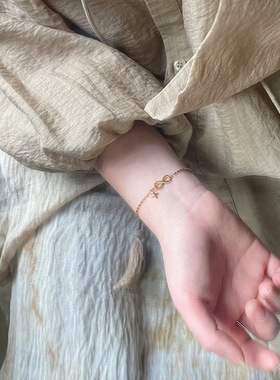 SL112 蛇年无限爱符号8字吉祥星星手链 女士流行钛钢镀18K金保色