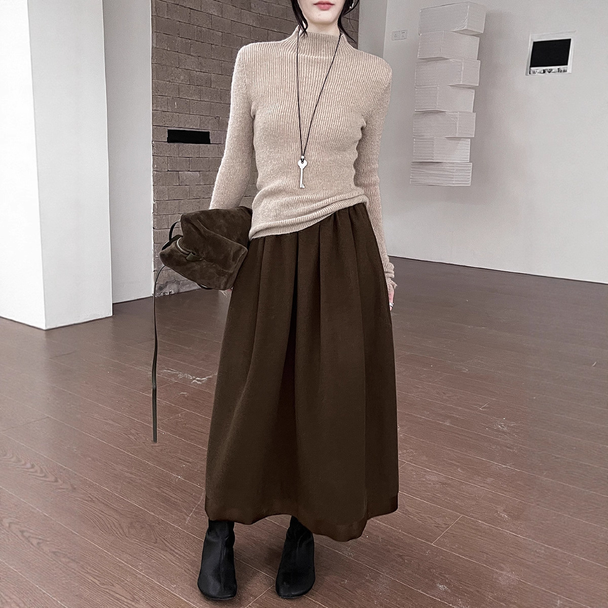 GRACETINA HOO｜法式小香风高级感通勤｜缎面拼接裙摆半裙女秋冬