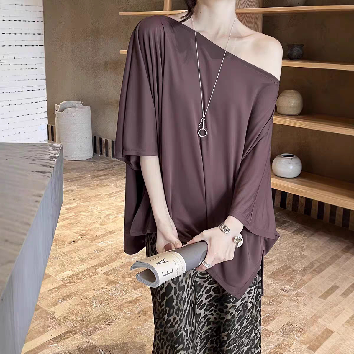 GRACETINA HOO｜法式简约休闲通勤｜一字领七分袖宽松T恤女春夏