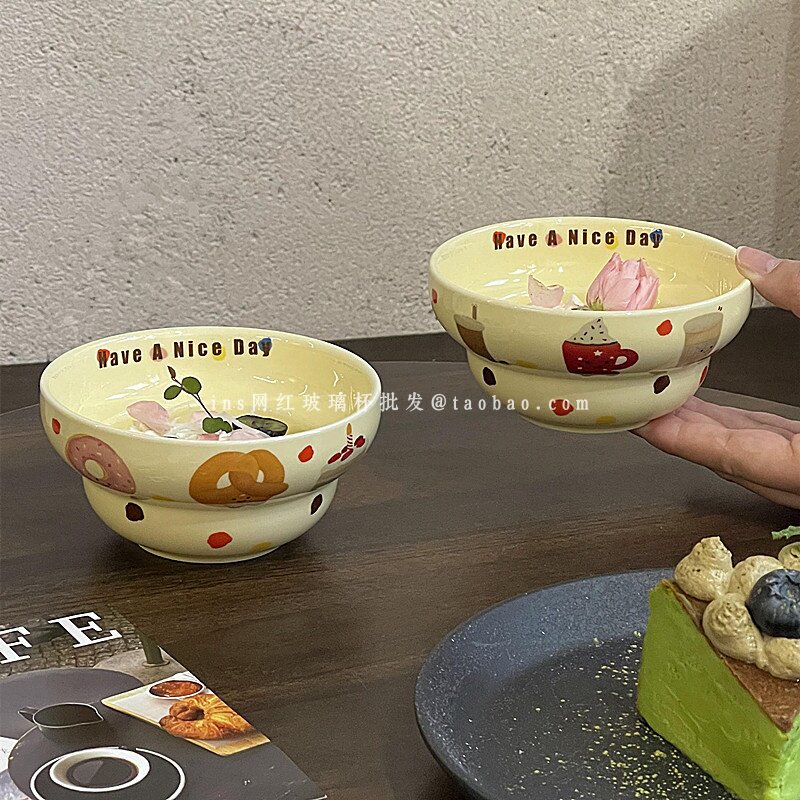 韩式ins奶呼呼甜品插画陶瓷碗