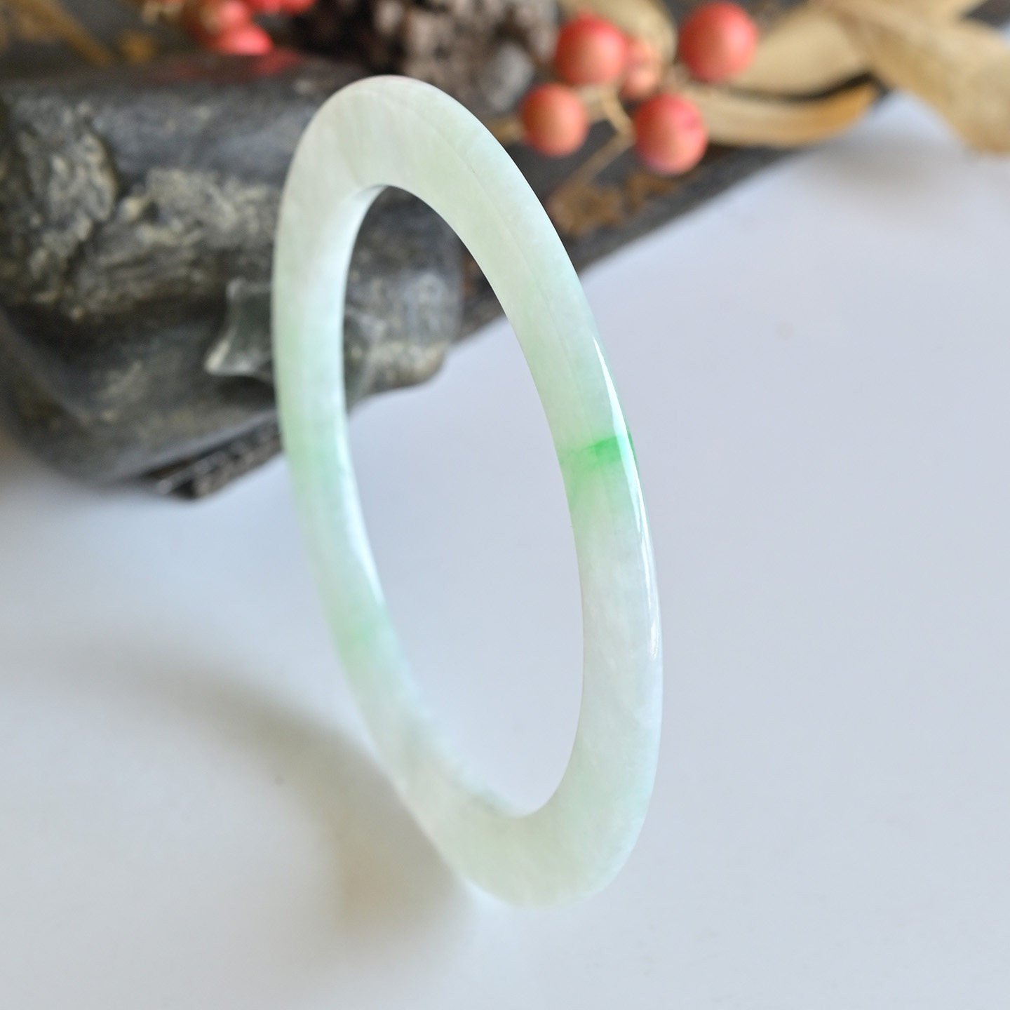 清仓天然A货翡翠手镯冰糯种俏阳绿玉镯子叮当镯56老坑缅甸玉手镯