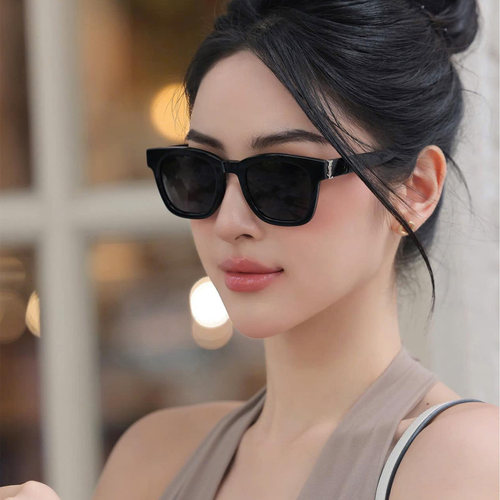 YSL圣罗兰方形板材百搭太阳镜女