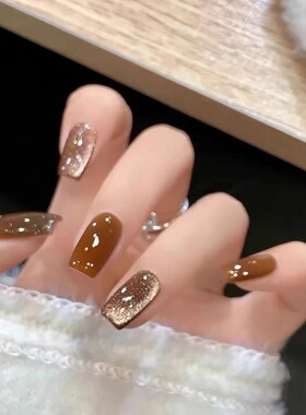 焦糖奶咖晶石猫纯手工穿戴甲2025年秋冬显白轻奢高级感美甲贴片女