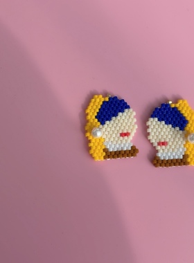 8floorA日系串珠卡通戴珍珠耳环的少女耳饰