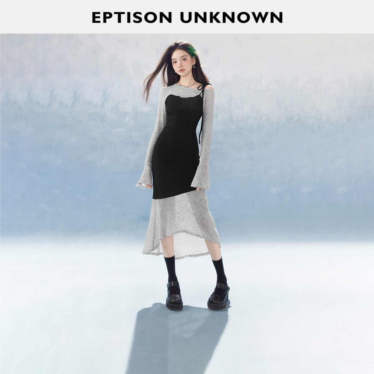 Eptison修身拼色针织连衣裙图片