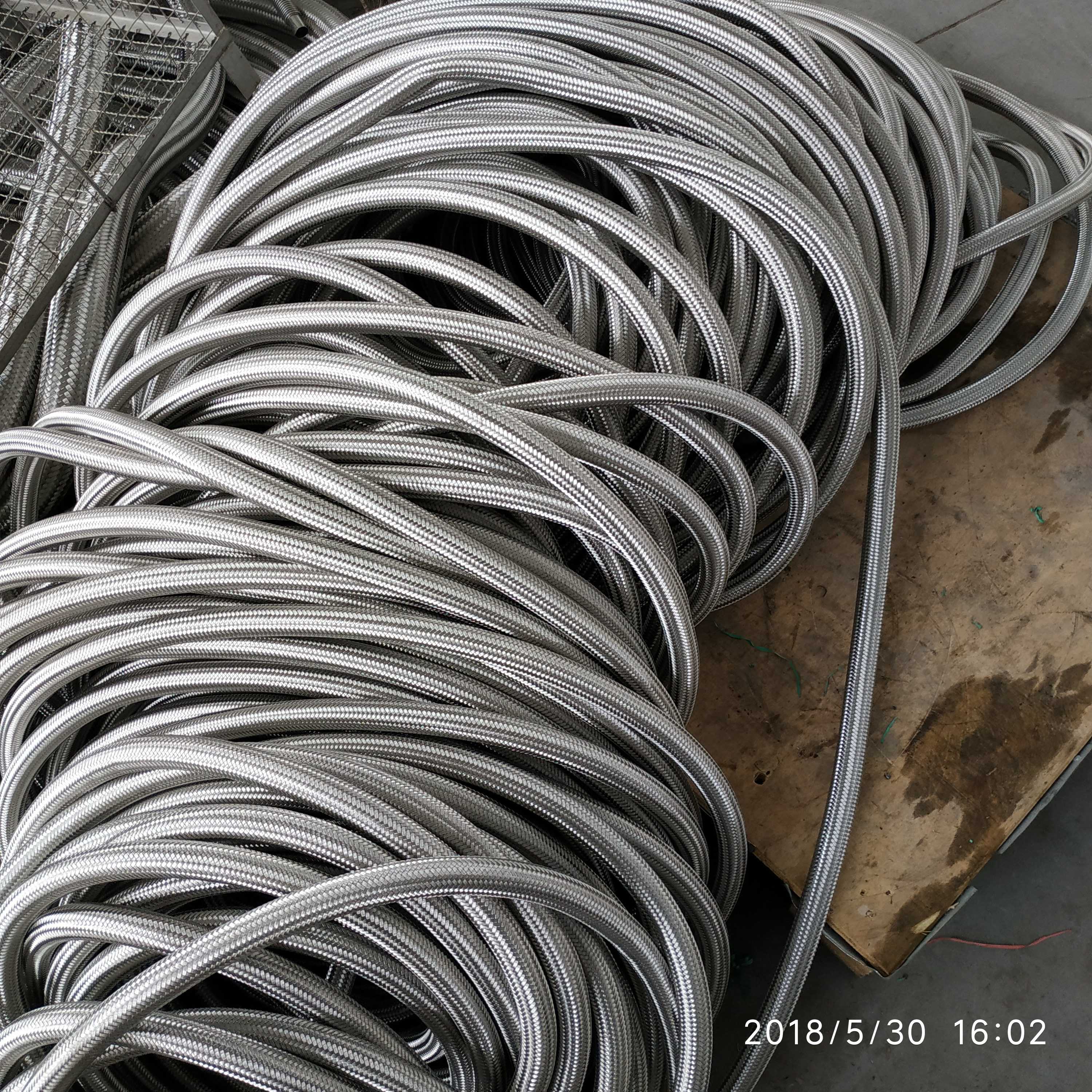 金属软管用的不锈钢编织网套 304不锈钢钢丝网套 DN6 - DN400