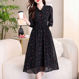 声雨竹碎花连衣裙折扣2026新款春季长袖收腰显瘦气质百搭减龄裙子