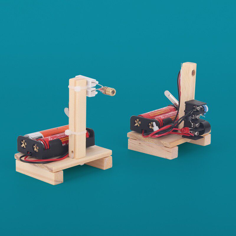 초등학생 및 중학생 과학 기술 소량 생산 과학 실험 발명품 수제 레이저 적외선 경보 재료 장난감