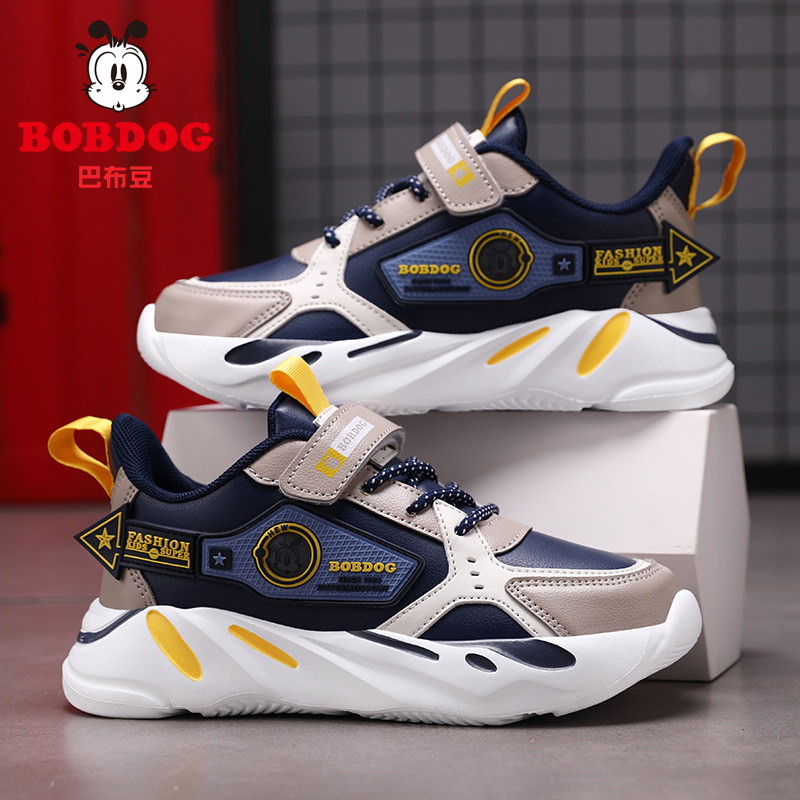 巴布豆男童运动鞋秋季防水皮面鞋子中大童轻便防滑儿童软底跑步鞋