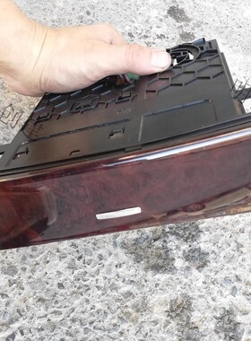 适用奔驰W164储物盒ML350 ML450 GL550仪表台杂物盒 烟灰缸 拆车