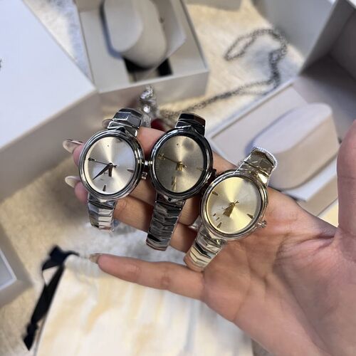 西太后同款 碎冰蓝手表新款蛇骨金属石英土星金表女表进口机芯