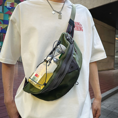 户外旅行休闲斜挎包新款胸包