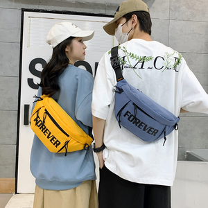 潮牌单肩斜挎包2024秋冬男运动腰包百搭学生包街头潮流大容量胸包