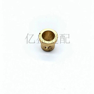 341大咀高头车齿轮台旋梭架铜套旋梭座铜套厚料缝纫机配件