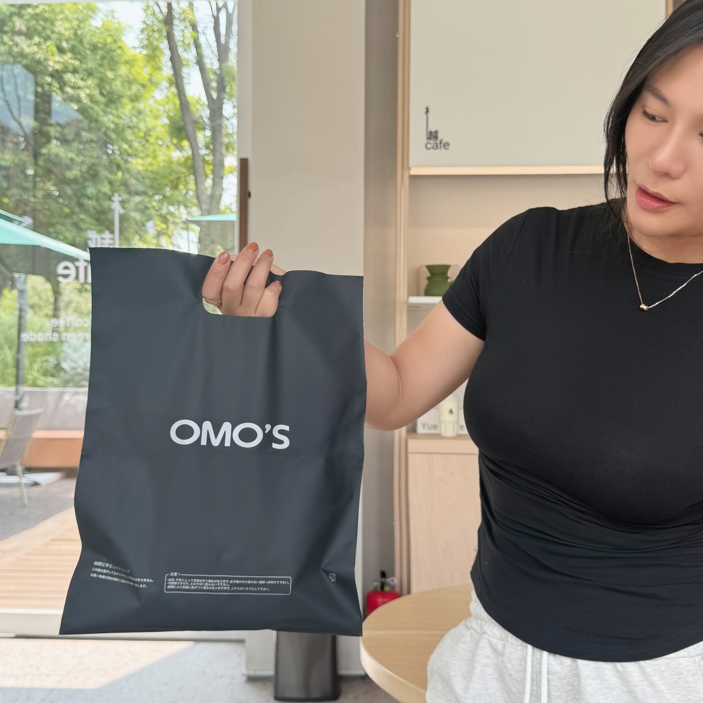 高级感服装袋手提袋磨砂袋购物胶袋塑料袋包装袋礼品袋饰品袋印刷