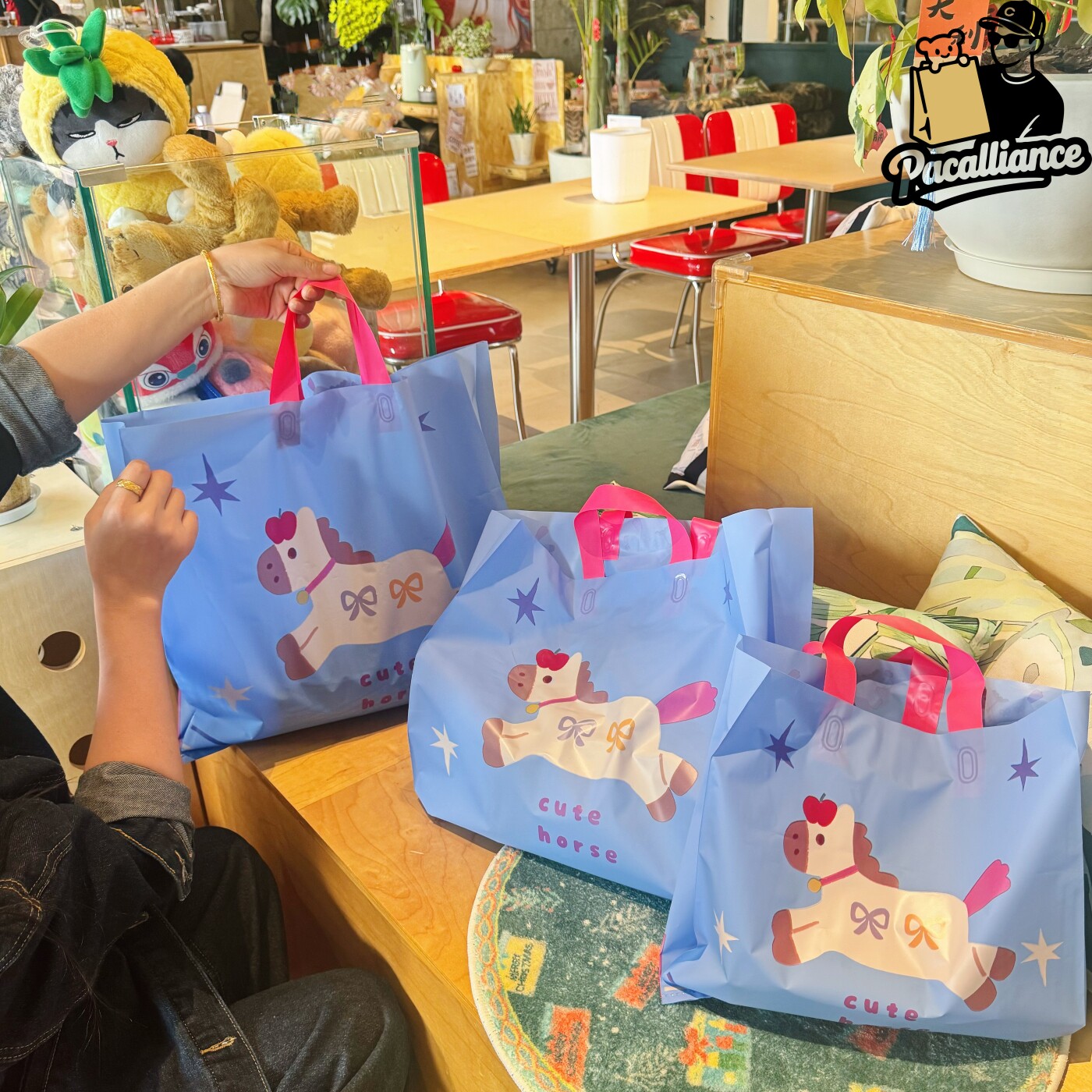 卡通小马手提袋蓝色塑料袋大容量服装袋包装袋购物袋磨砂袋童装袋