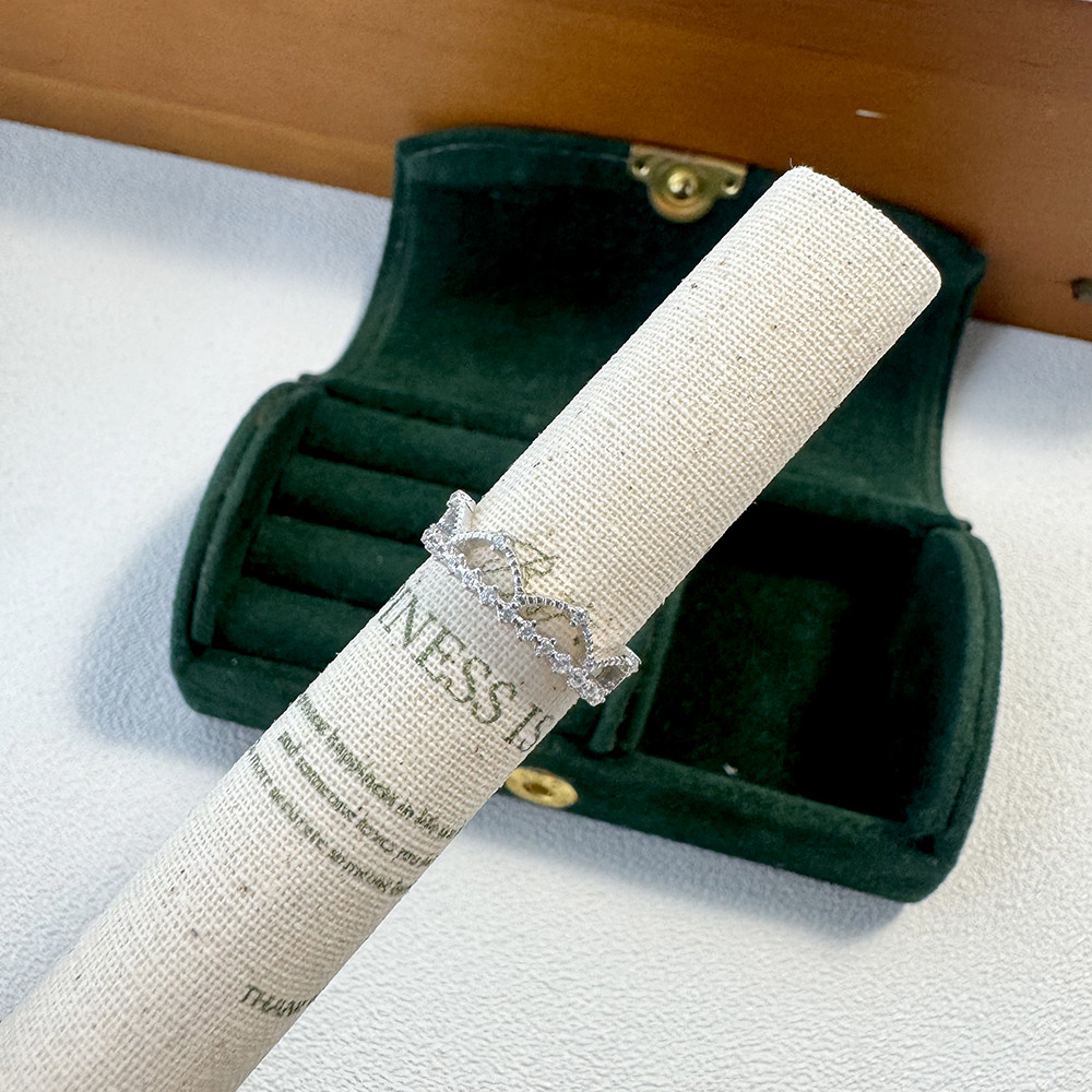 s925纯银镶钻花边皇冠简约小众设计女款开口戒尾戒