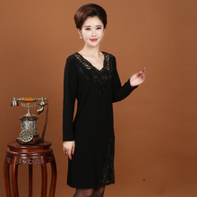 典云间秋冬装新款高端中老年女装大码显瘦连衣裙女妈妈长款打底裙