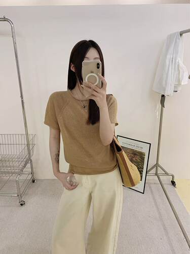 多色卷边圆领针织衫包袖休闲打底女
