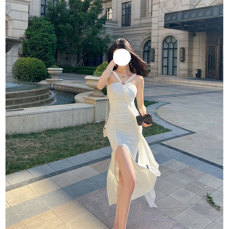 法式性感吊带露肩背白色礼服女轻奢小众高端级气质名媛收腰连衣裙