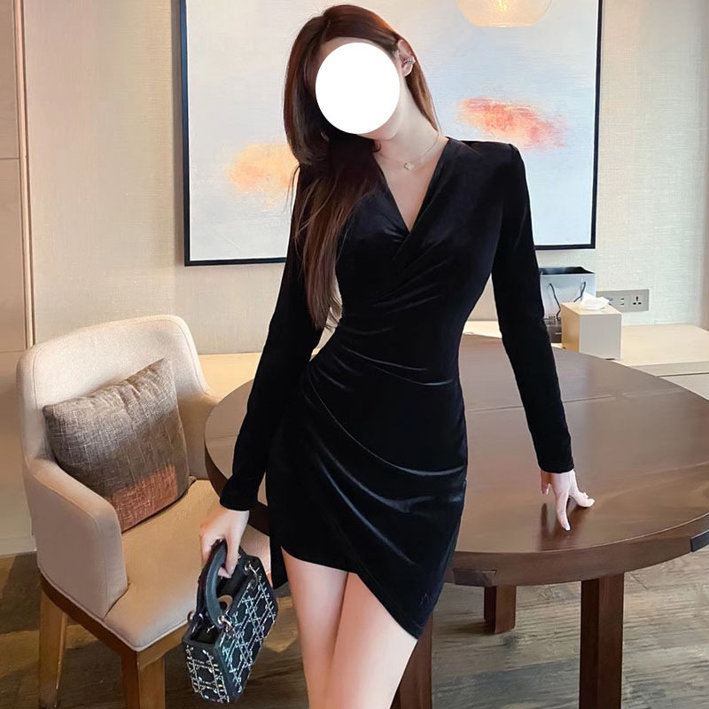 欧美性感V领礼服轻奢小众高端级名媛气质收腰显瘦包臀丝绒连衣裙