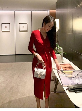 欧美性感V领红色礼服轻奢小众高端级气质名媛显瘦收腰包臀连衣裙