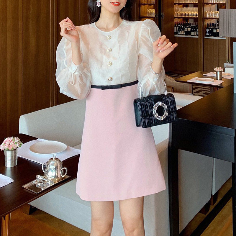 法式复古圆领白拼粉色礼服女轻奢小众高端级气质名媛收腰连衣裙子