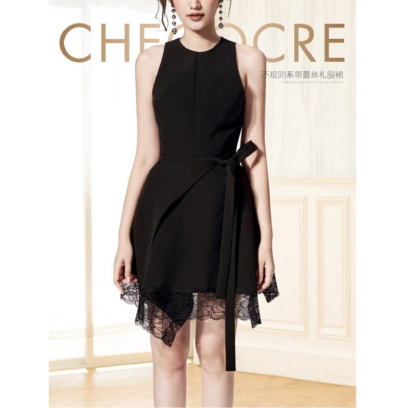 欧美复古圆领礼服轻奢小众高端级气质名媛收腰显瘦蕾丝生日连衣裙