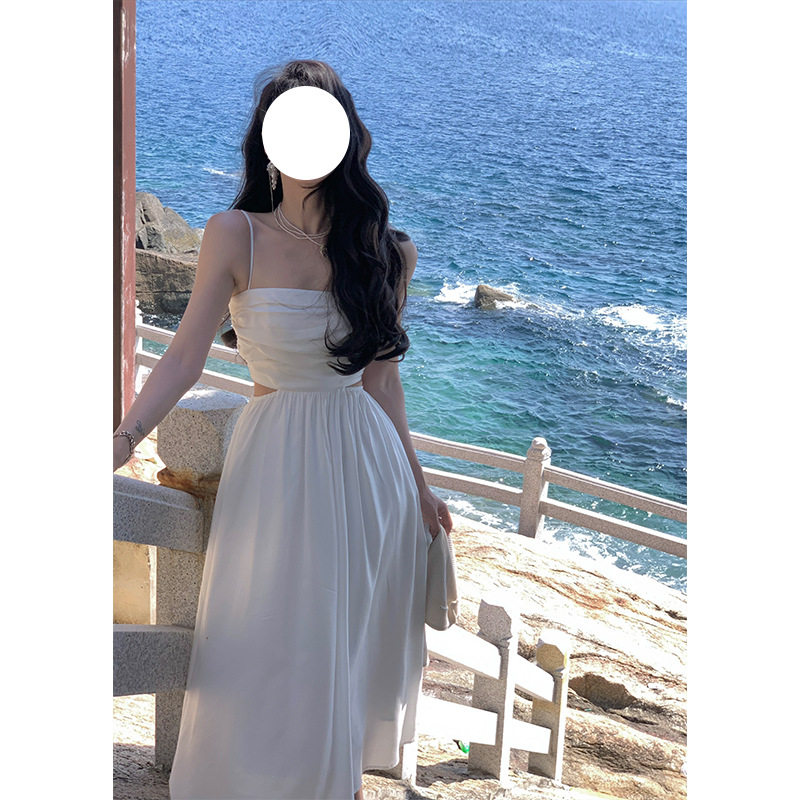 法式性感吊带露肩背白色礼服女轻奢小众高端级气质名媛收腰连衣裙