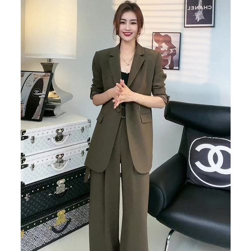 大码职场时尚穿搭带腰带