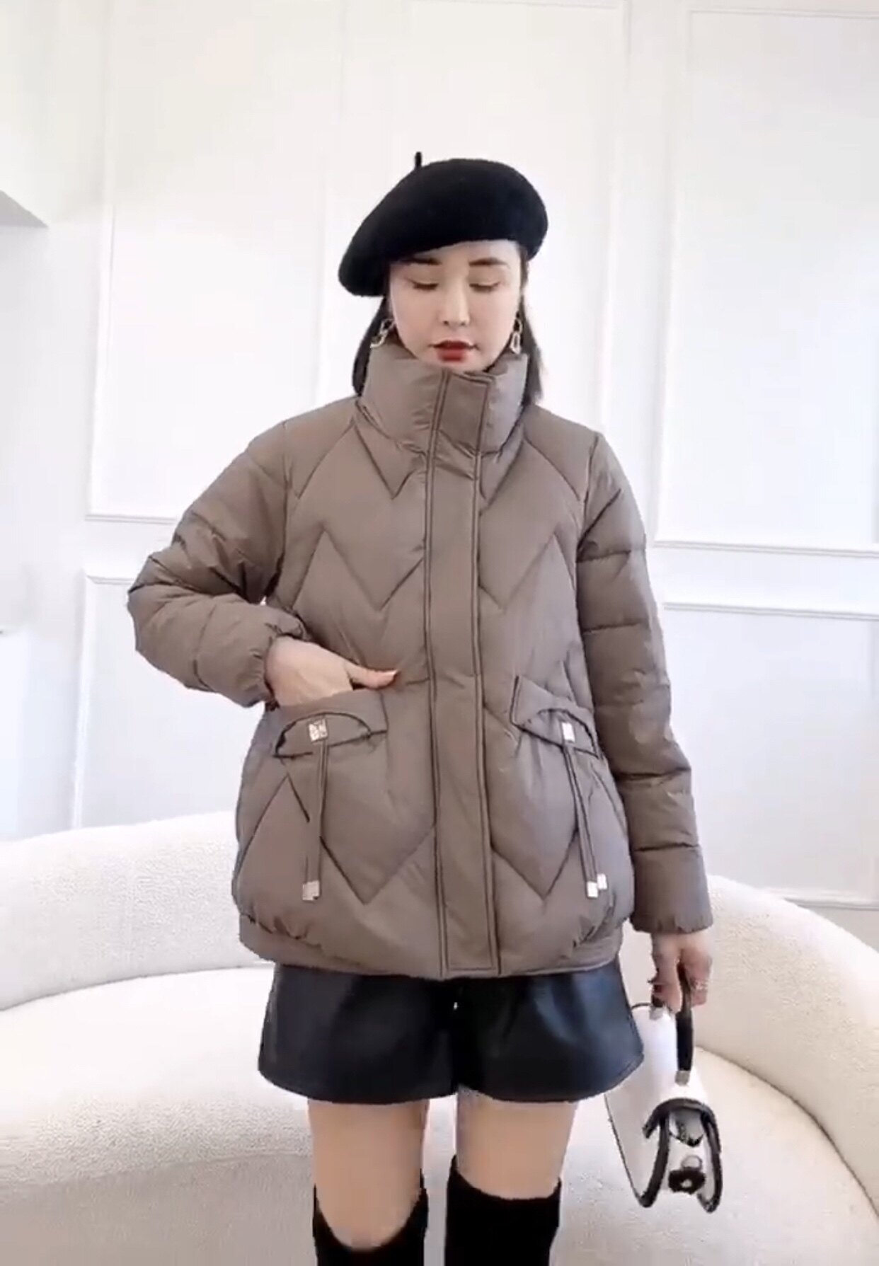 新款时尚短款羽绒棉服女冬装棉衣小个子休闲立领洋气妈妈棉袄特价