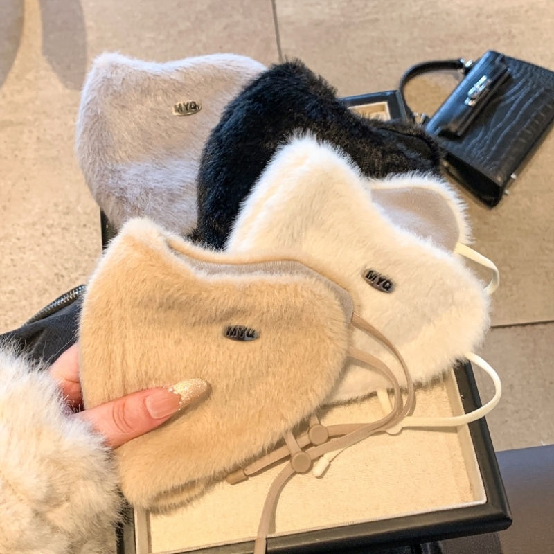 冬季仿兔绒保暖口罩女2025新款立体显脸小防风防寒高颜值护脸面罩