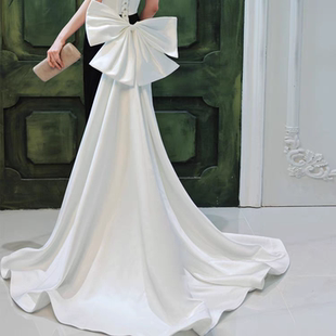 新娘婚纱配件白色缎面拖尾礼服蝴蝶结装 饰气场拍照凹造型写真百搭