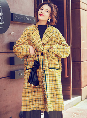 秋冬新款复古姜黄色流苏口袋撞色包边外套宽松编织呢西装领大衣