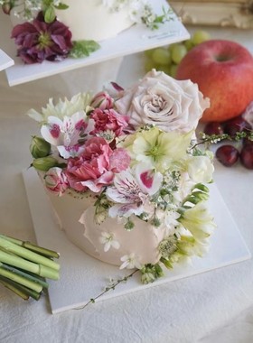 西岱岛 | 北京网红鲜花生日蛋糕戚风甜品聚会颜值 唯爱之恋QF041