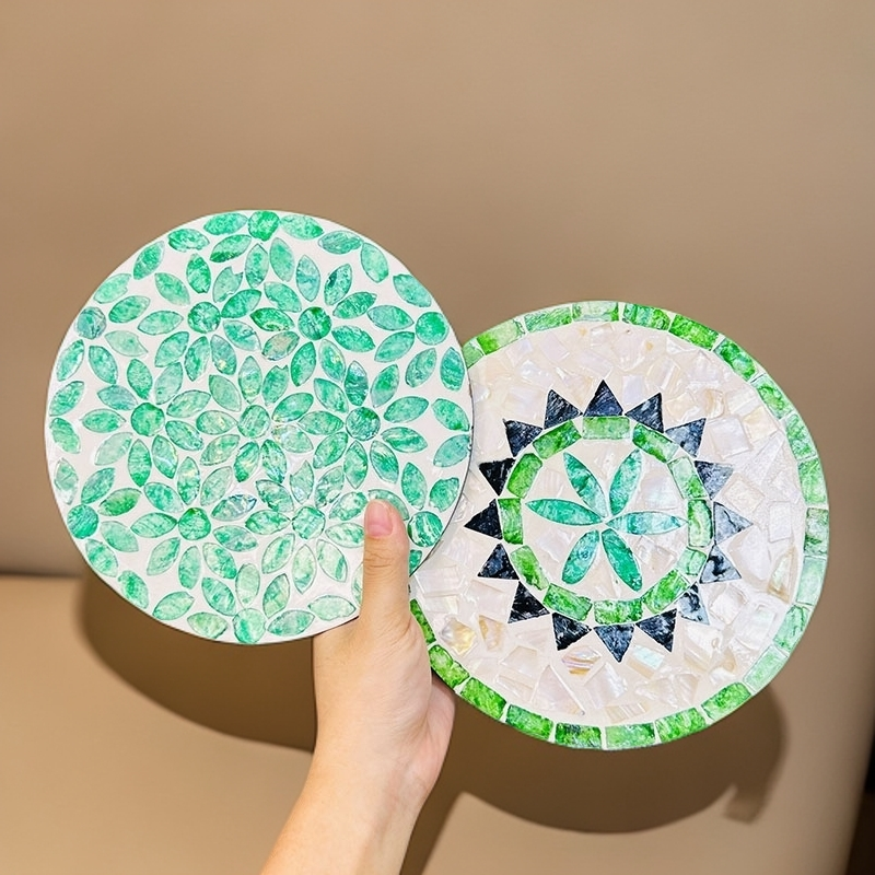 （买一送一）新款贝壳圆形隔热垫餐桌垫高级感轻奢杯垫直径19cm