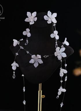 纤姿梦幻立体花朵串珠流苏颈链