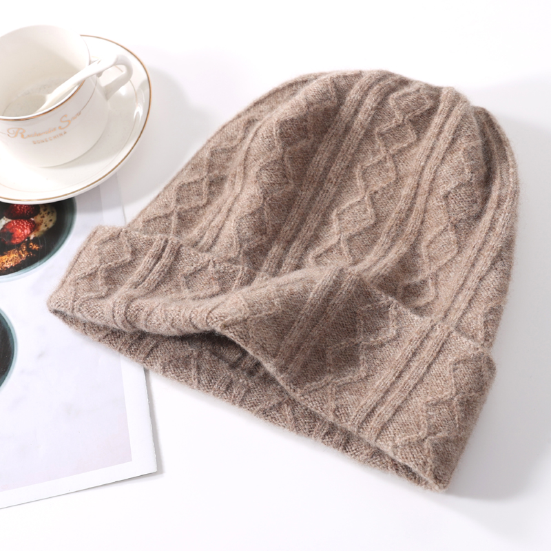 冬菱形格扭花羊毛帽子