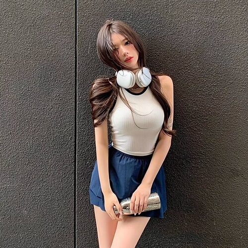 减龄运动套装女可拆卸胸垫撞色运动背心显瘦抽褶半身裙