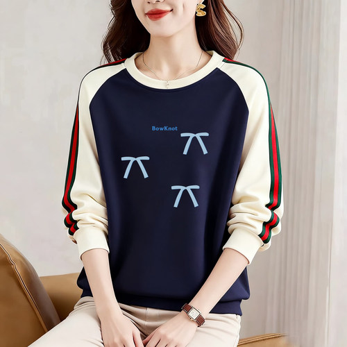 时尚洋气圆领纯棉卫衣