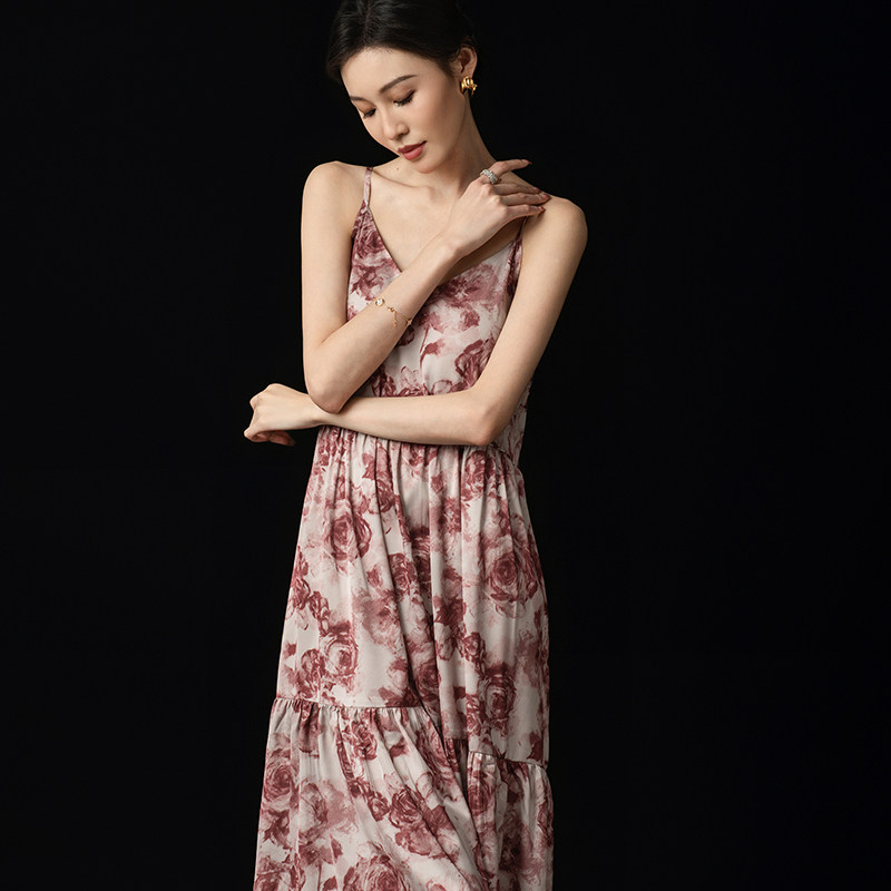 碎花冰丝吊带睡裙女2026年新款夏季薄款室内家居服中长款仿丝睡衣