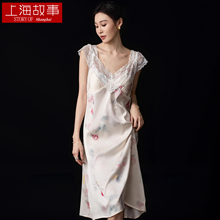上海故事睡裙女款冰丝吊带V领蕾丝性感2025新款带胸垫睡衣连衣裙