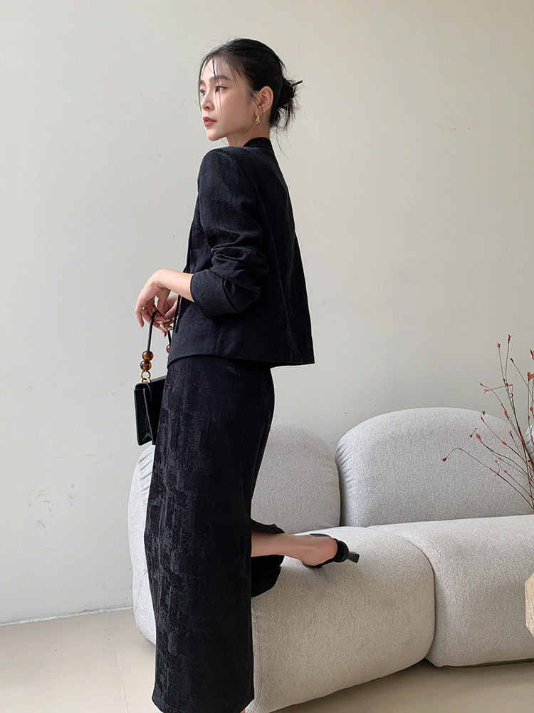 JWUNIQUE 살구 여성을위한 새로운 중국 스타일의 투피스 양복 가을 2024 새로운 국가 스타일 탑 하이 웨스트 스커트