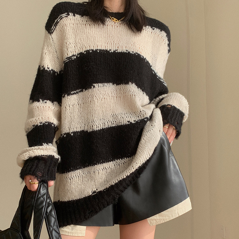 JWUNIQUE酒窝黑白条纹毛衣女春秋2026宽松显瘦百搭打底针织上衣潮