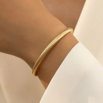 Sainless Seel Twisy Opening Braceles for Women Ladies Europe