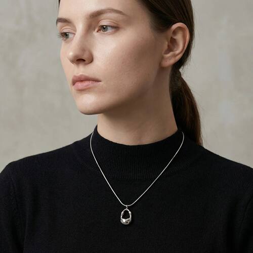 Light Luxury Silver Color Water Drop Pendant Necklaces For W